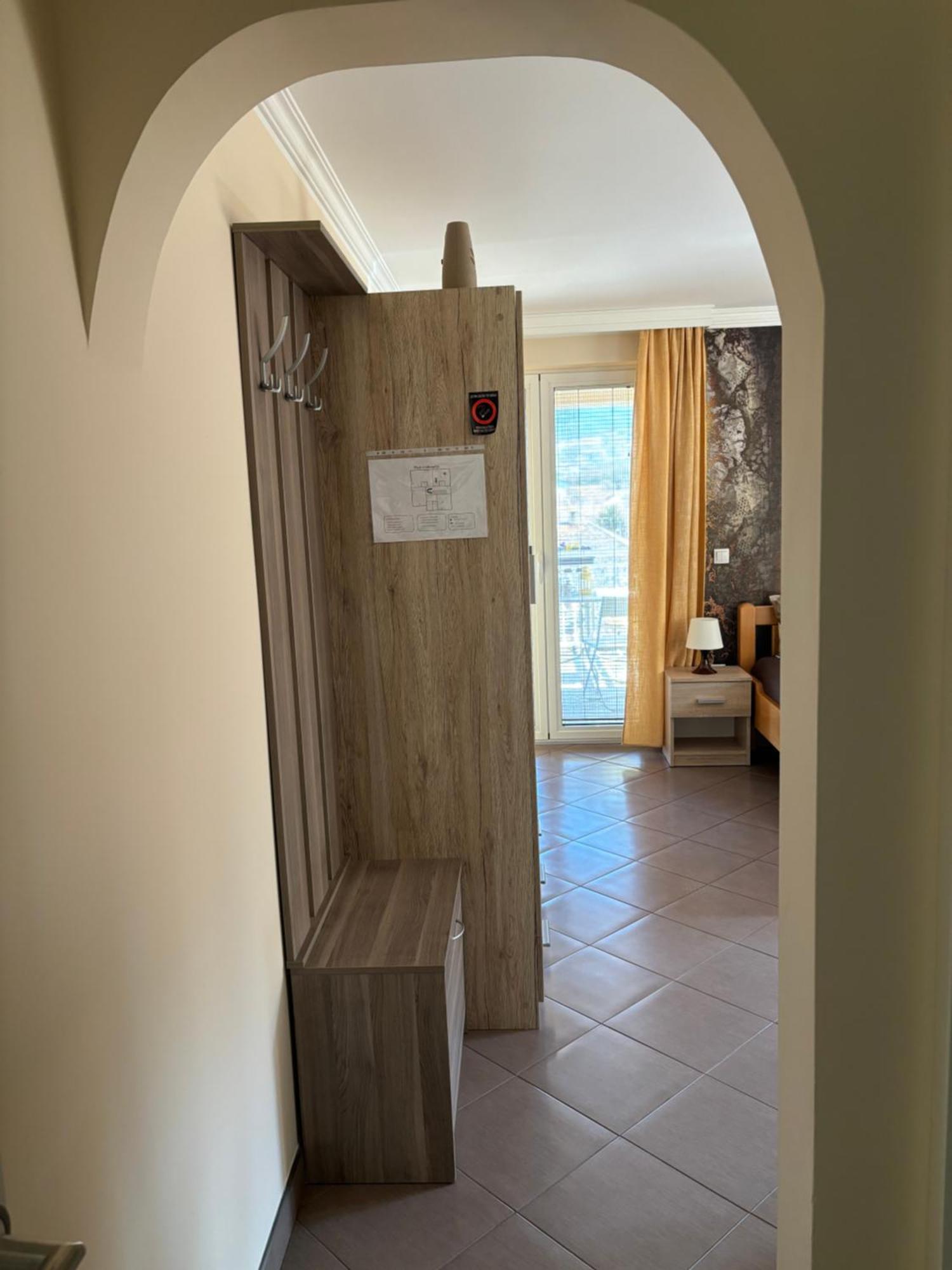 Apartmani "Marija" 哥鲁拜克 外观 照片