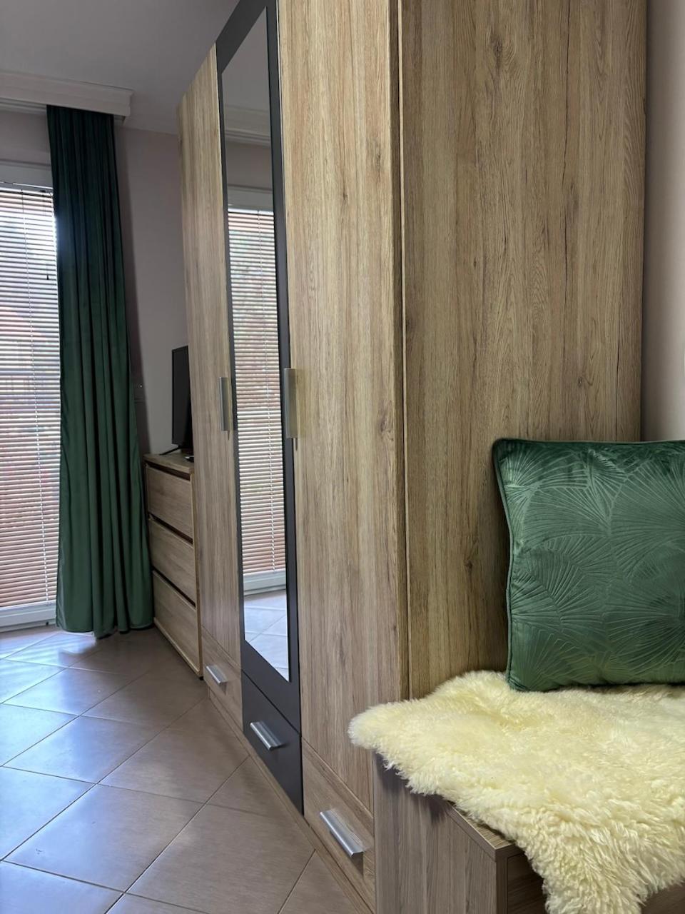 Apartmani "Marija" 哥鲁拜克 外观 照片