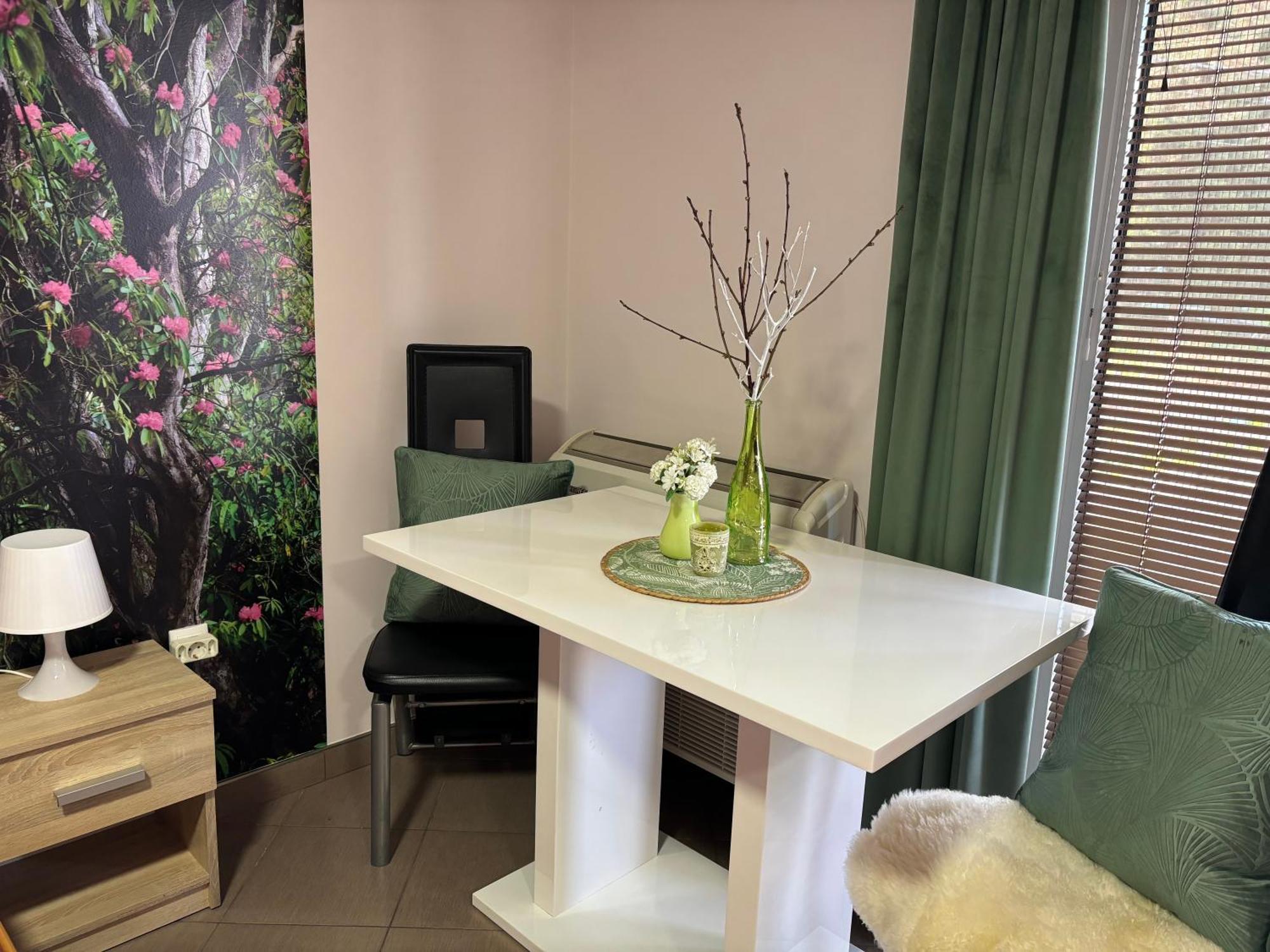 Apartmani "Marija" 哥鲁拜克 外观 照片