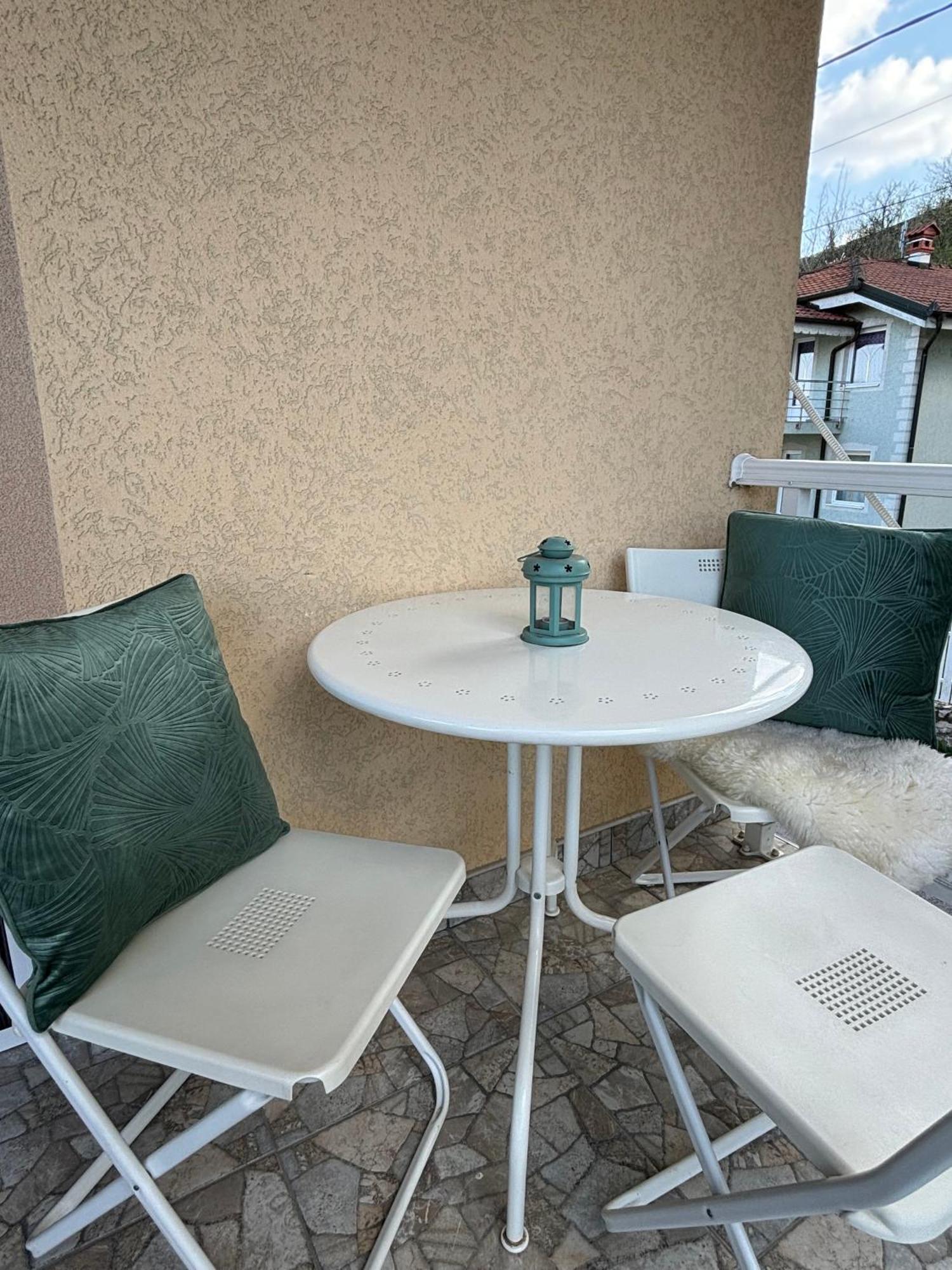 Apartmani "Marija" 哥鲁拜克 外观 照片